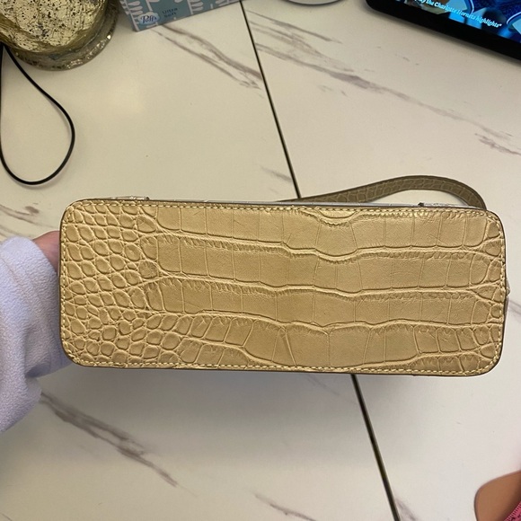 Y2K Tommy Hilfiger Faux Croc Embossed Purse - Picture 2 of 4
